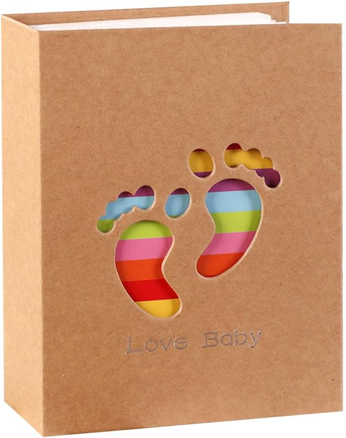 كيلا ألبوم ذكريات الطفل، مقاس 6 بوصات بغلاف من ورق كرافت، 100 صفحة لحماية الصور، رفيق نمو الطفل من عمر 0 إلى 12 عامًا، غلاف بتصميم أقدام صغيرة - Image 1